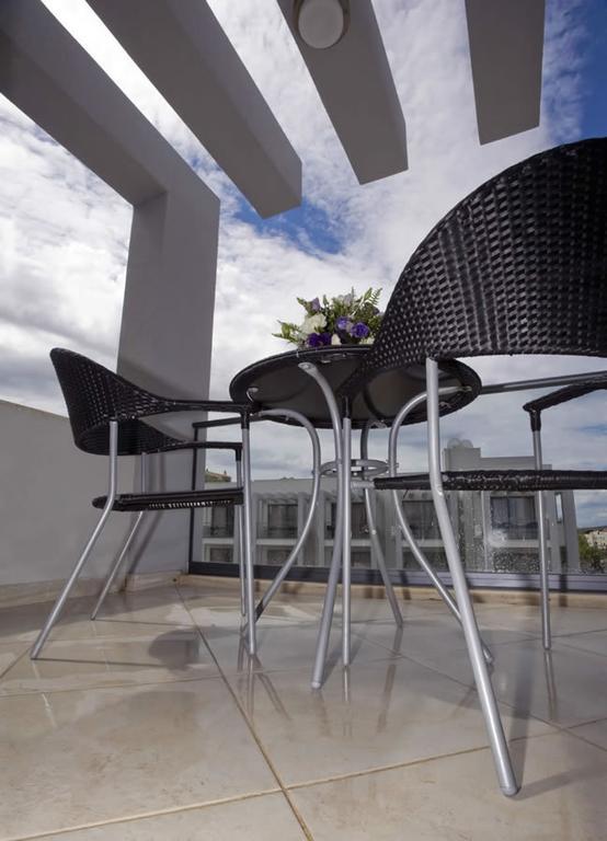 Kondo Suites Кешме Экстерьер фото