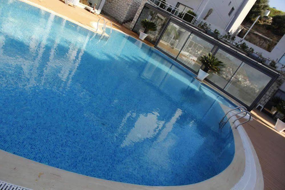 Kondo Suites Кешме Экстерьер фото
